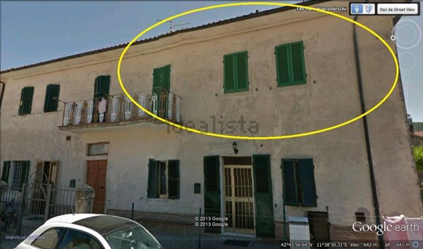 appartamento in vendita a Castell'Azzara in zona Selvena