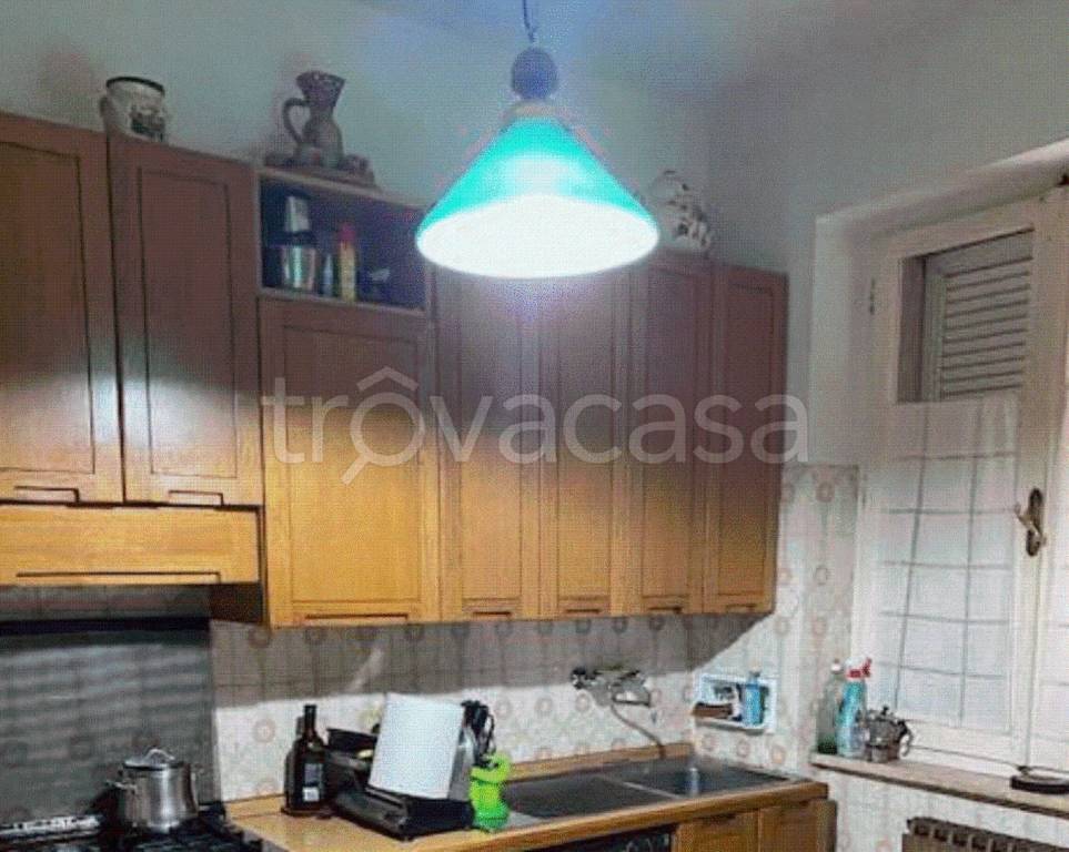appartamento in vendita a Castell'Azzara in zona Selvena