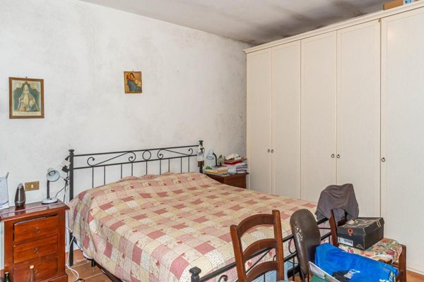 appartamento in vendita a Castell'Azzara in zona Selvena