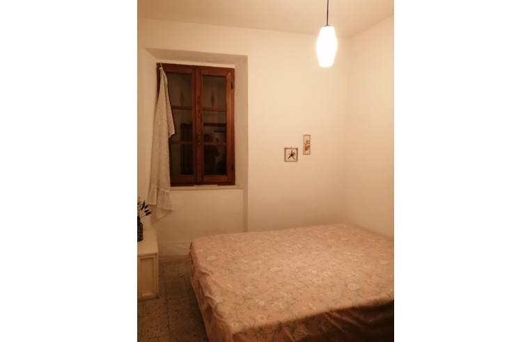 casa indipendente in vendita a Castell'Azzara