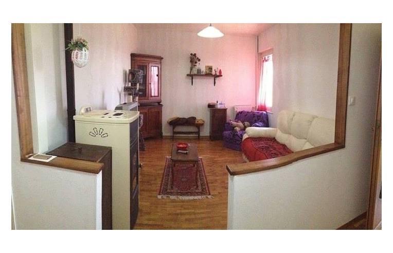 appartamento in vendita a Castell'Azzara