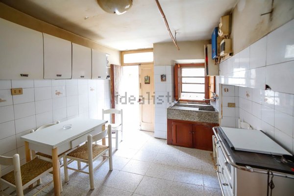 casa indipendente in vendita a Castell'Azzara