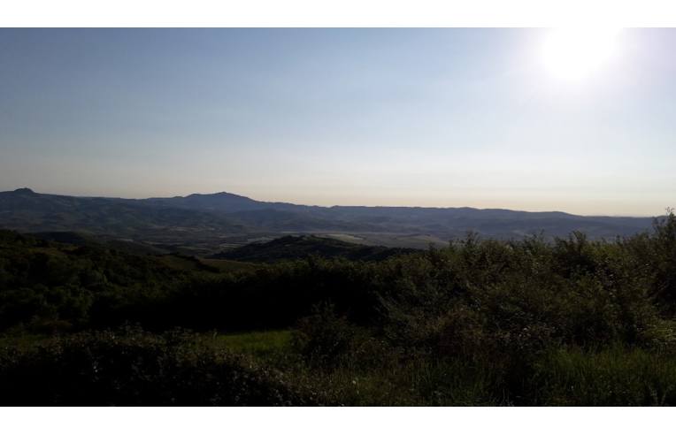 locale di sgombero in vendita a Castell'Azzara