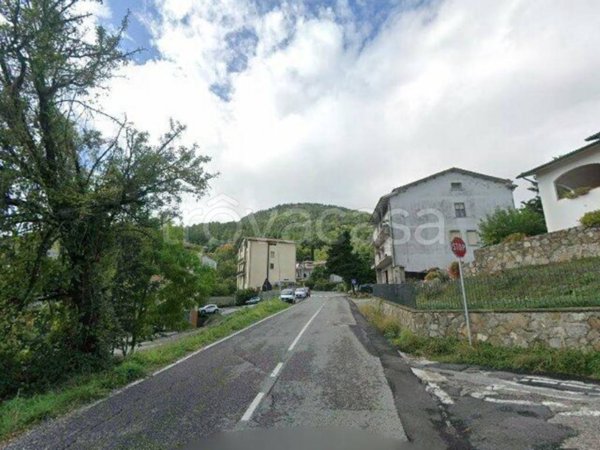 appartamento in vendita a Castell'Azzara