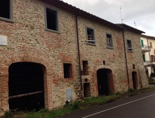 casa indipendente in vendita a Castiglione della Pescaia in zona Buriano