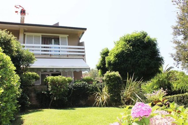 casa indipendente in vendita a Castiglione della Pescaia in zona Punta Ala