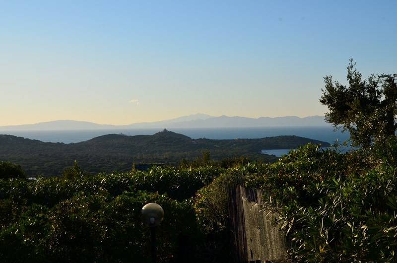 casa indipendente in vendita a Castiglione della Pescaia in zona Punta Ala