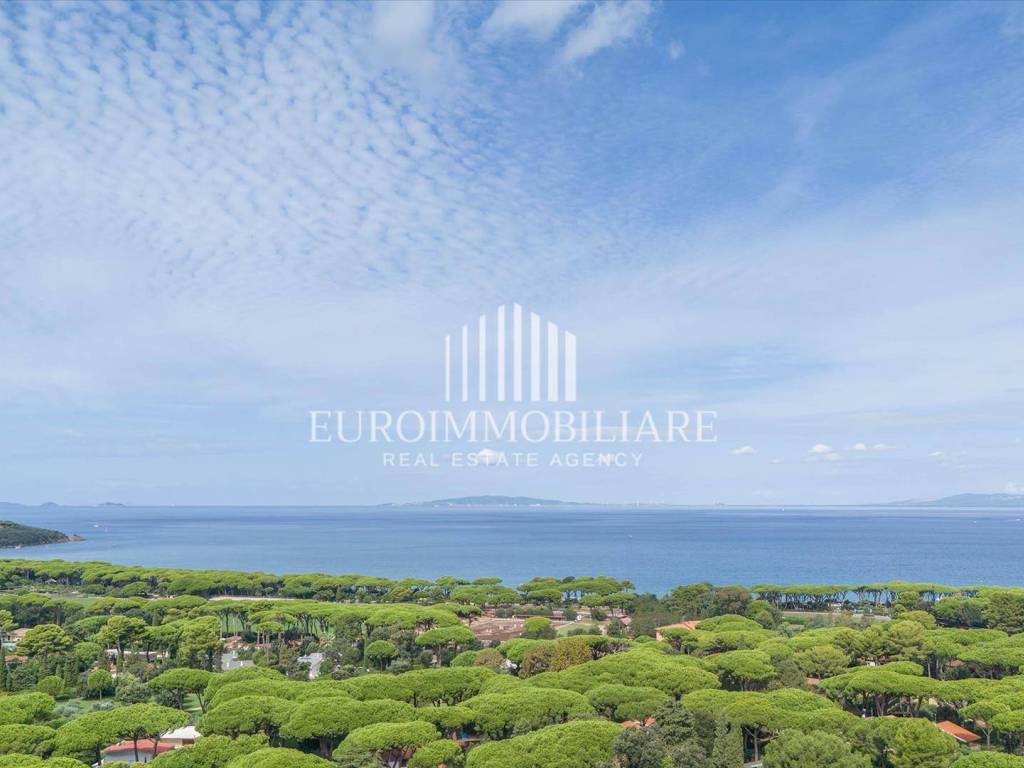 casa indipendente in vendita a Castiglione della Pescaia in zona Punta Ala