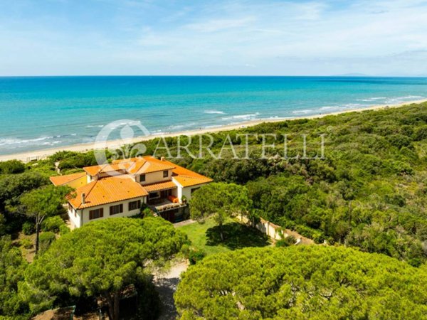 casa indipendente in vendita a Castiglione della Pescaia