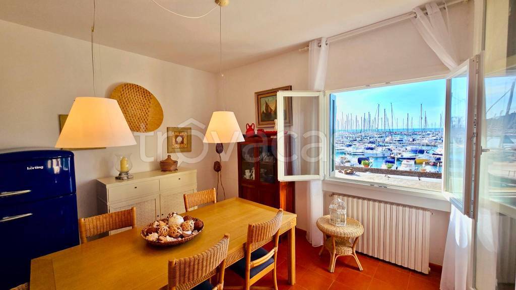 appartamento in vendita a Castiglione della Pescaia in zona Punta Ala