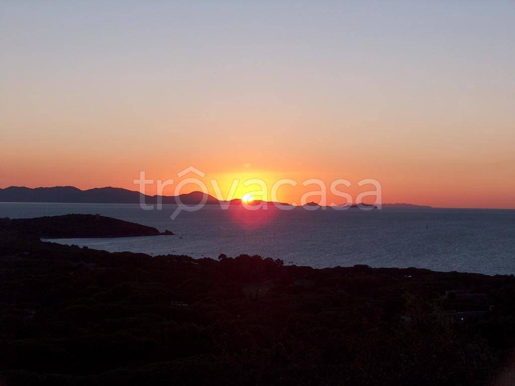 casa indipendente in vendita a Castiglione della Pescaia in zona Punta Ala