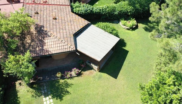 casa indipendente in vendita a Castiglione della Pescaia in zona Roccamare
