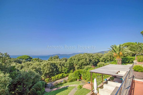 casa indipendente in vendita a Castiglione della Pescaia in zona Punta Ala