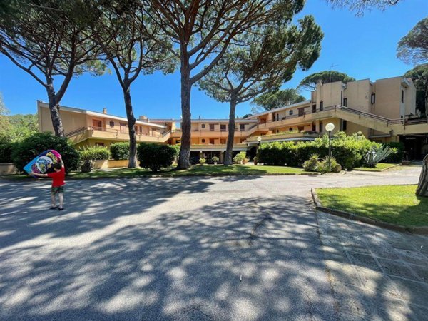 appartamento in vendita a Castiglione della Pescaia in zona Roccamare