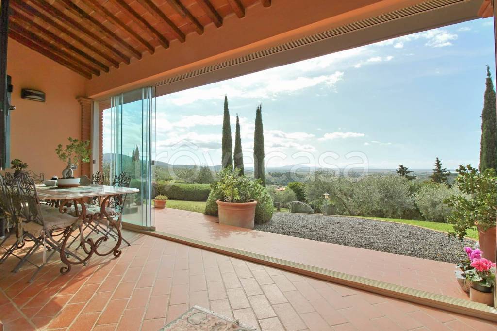 casa indipendente in vendita a Castiglione della Pescaia in zona Ampio