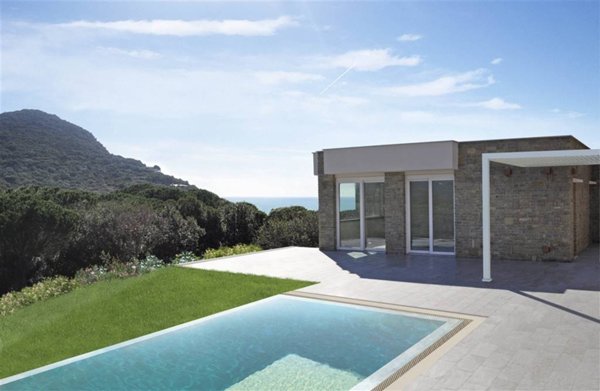 casa indipendente in vendita a Castiglione della Pescaia in zona Punta Ala