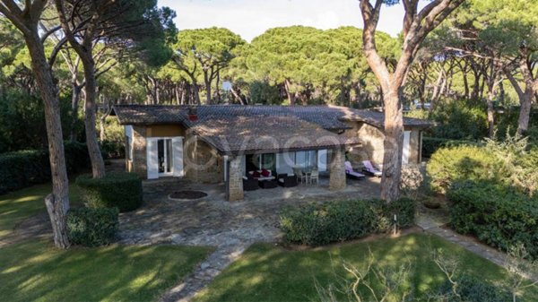 casa indipendente in vendita a Castiglione della Pescaia