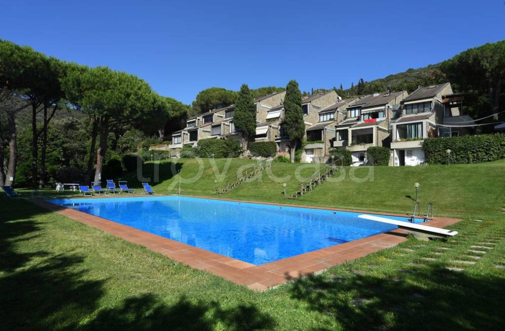 appartamento in vendita a Castiglione della Pescaia in zona Punta Ala