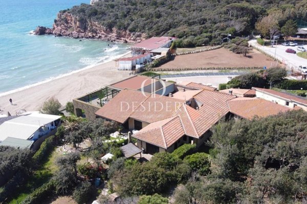 casa indipendente in vendita a Castiglione della Pescaia in zona Rocchette