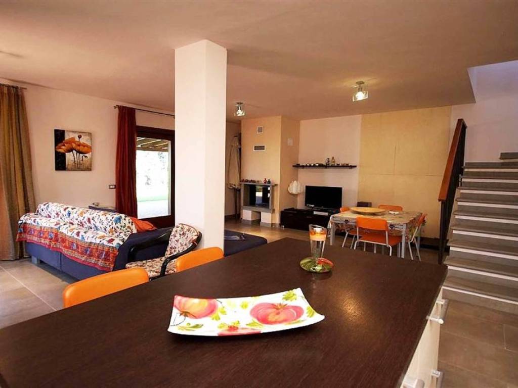 villa in vendita a Castiglione della Pescaia in zona Punta Ala