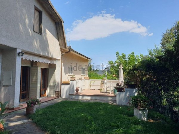 casa indipendente in vendita a Castiglione della Pescaia in zona Rocchette