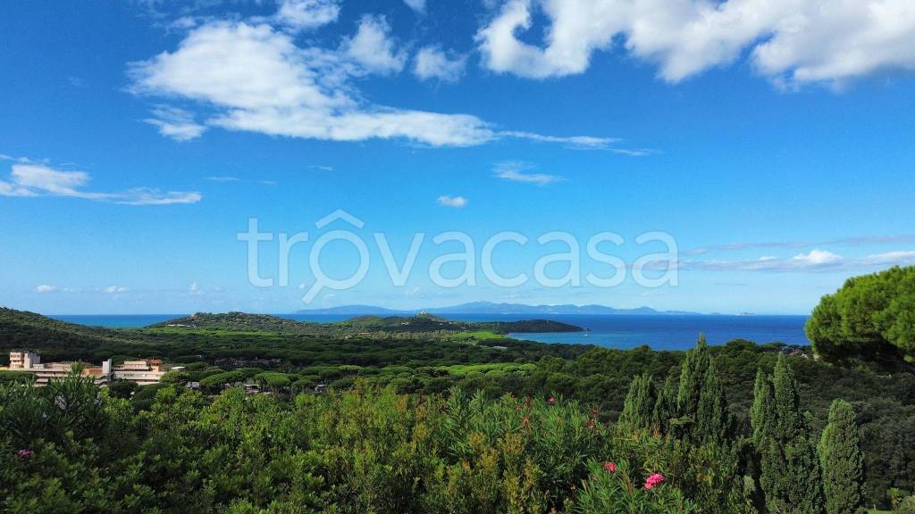 casa indipendente in vendita a Castiglione della Pescaia in zona Punta Ala