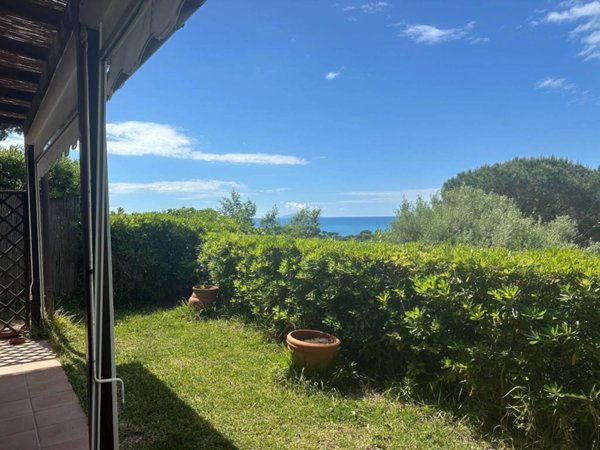 casa indipendente in vendita a Castiglione della Pescaia in zona Rocchette