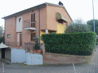 casa indipendente in vendita a Castiglione della Pescaia in zona Ampio