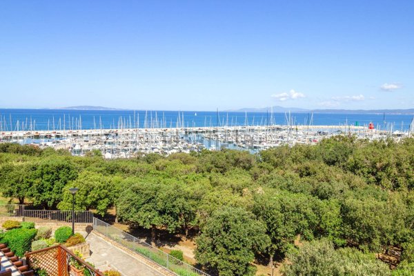 appartamento in vendita a Castiglione della Pescaia in zona Punta Ala