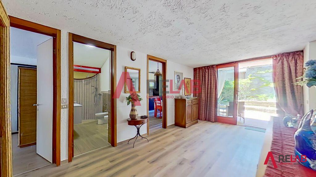 casa indipendente in vendita a Castiglione della Pescaia in zona Ampio