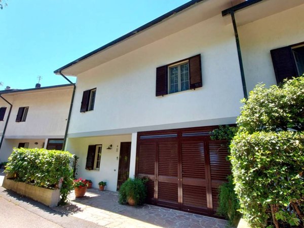 casa indipendente in vendita a Castiglione della Pescaia in zona Vetulonia