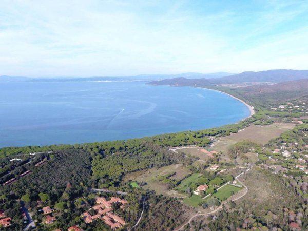 casa indipendente in vendita a Castiglione della Pescaia in zona Punta Ala