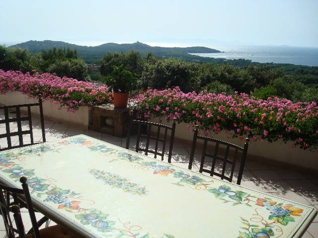 casa indipendente in vendita a Castiglione della Pescaia in zona Punta Ala