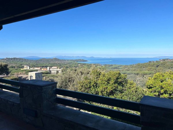 casa indipendente in vendita a Castiglione della Pescaia in zona Punta Ala