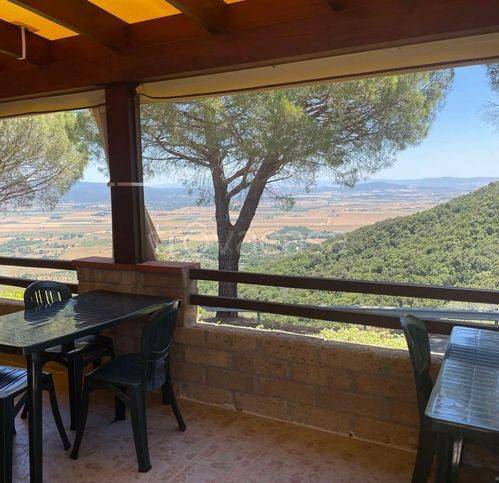 casa indipendente in vendita a Castiglione della Pescaia in zona Buriano