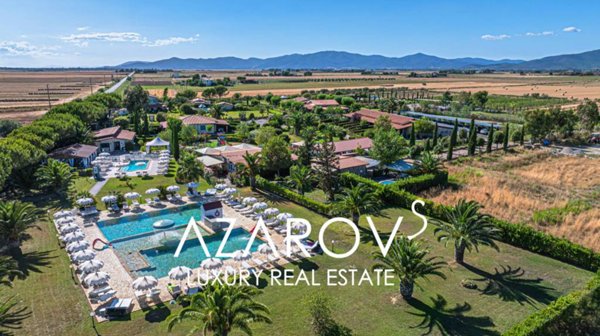 villa in vendita a Castiglione della Pescaia in zona Ampio
