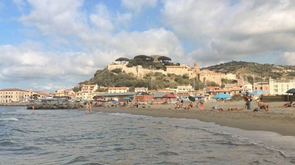 negozio in vendita a Castiglione della Pescaia