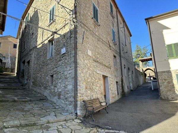 casa indipendente in vendita a Castiglione della Pescaia in zona Tirli