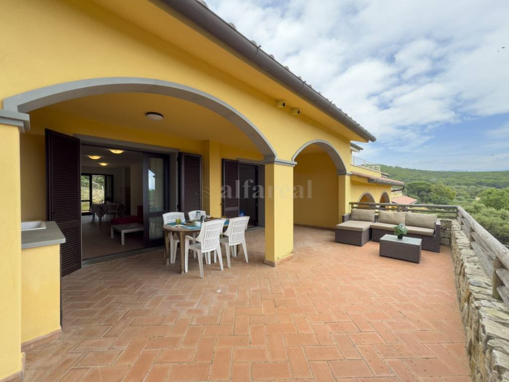 appartamento in vendita a Castiglione della Pescaia in zona Ampio