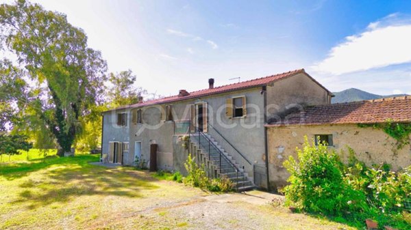 casa indipendente in vendita a Castiglione della Pescaia in zona Vetulonia