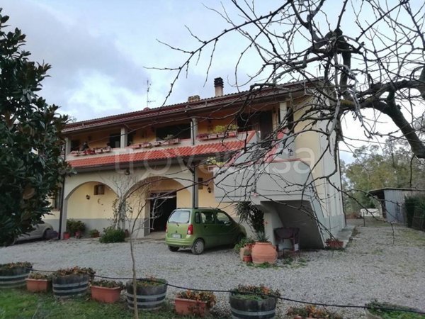 casa indipendente in vendita a Castiglione della Pescaia