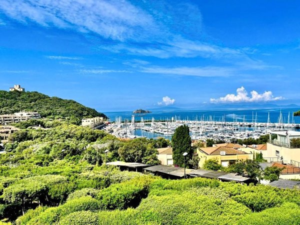 appartamento in vendita a Castiglione della Pescaia in zona Punta Ala