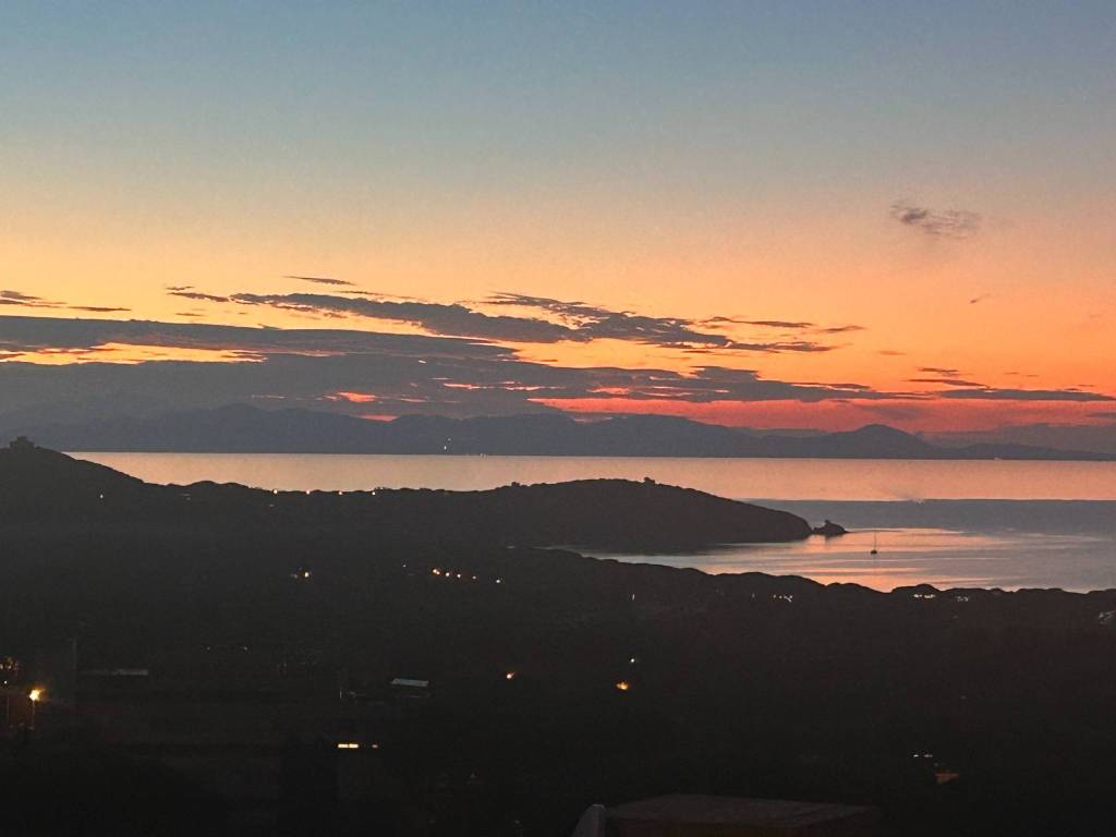 casa indipendente in vendita a Castiglione della Pescaia in zona Punta Ala