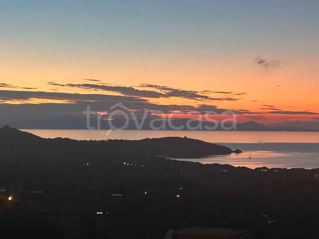 casa indipendente in vendita a Castiglione della Pescaia in zona Punta Ala
