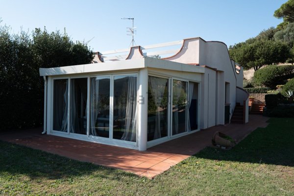 casa indipendente in vendita a Castiglione della Pescaia in zona Punta Ala