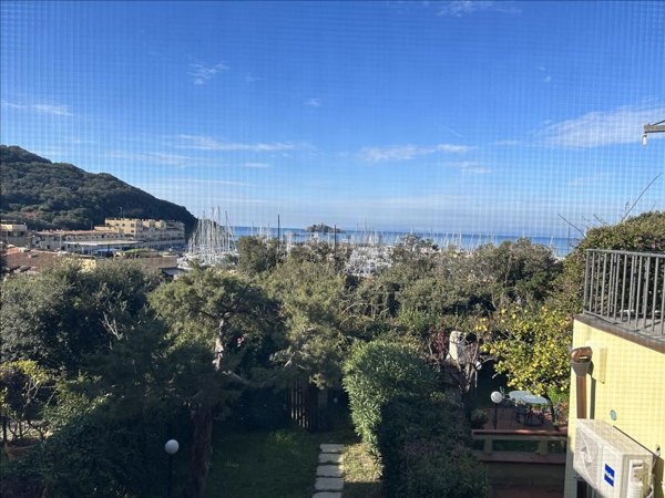 appartamento in vendita a Castiglione della Pescaia in zona Ampio