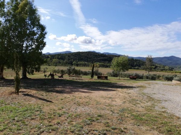 casa indipendente in vendita a Castiglione della Pescaia in zona Ampio