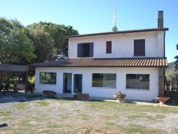 casa indipendente in vendita a Castiglione della Pescaia in zona Buriano