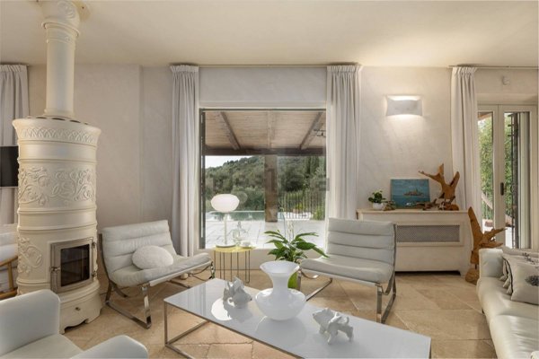 casa indipendente in vendita a Castiglione della Pescaia in zona Punta Ala