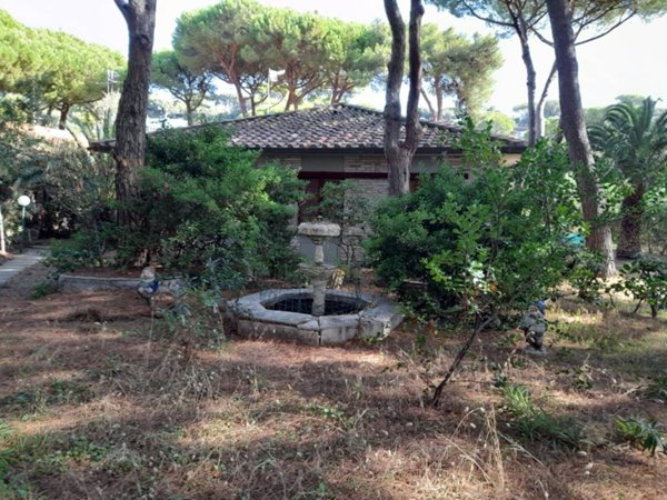 casa indipendente in vendita a Castiglione della Pescaia in zona Riva del Sole